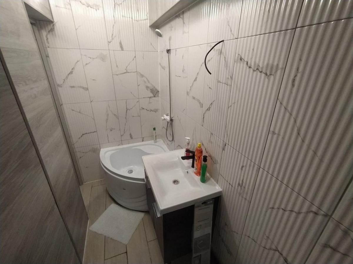 Штефан64 Apartment Chisinau Ngoại thất bức ảnh