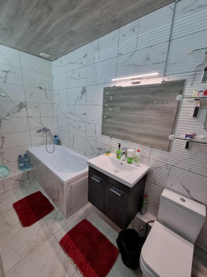 Штефан64 Apartment Chisinau Ngoại thất bức ảnh